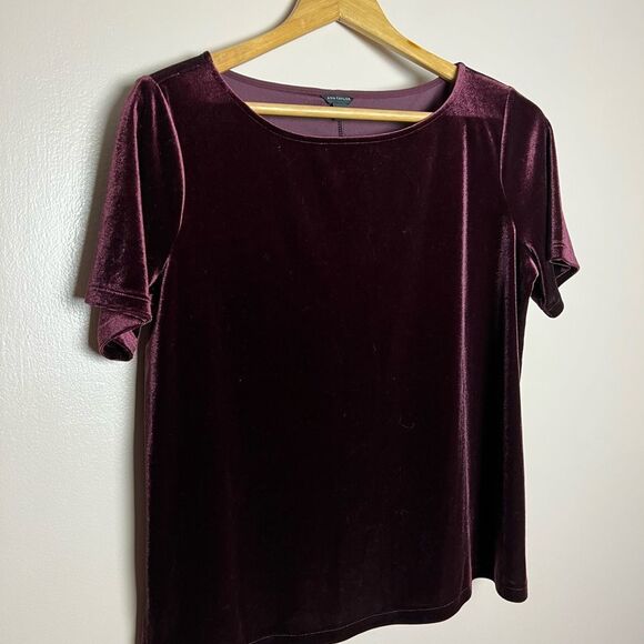 CLEARANCE! Burgundy Ann Taylor Velour S/S Top Size M - Picture 3 of 5